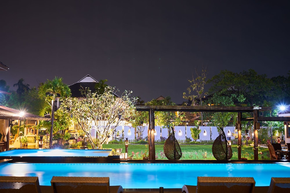 hueankhamhom resort