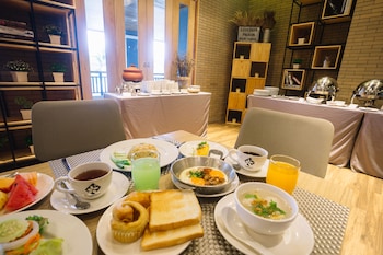 nadee 10 resort and hotel