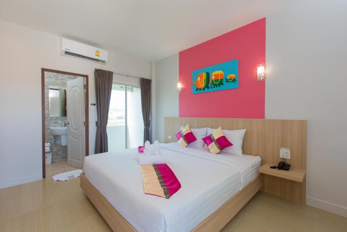 phant at thalang service apartment