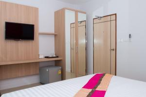 phant at thalang service apartment