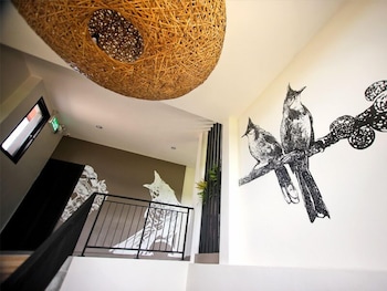 Bunprasop Garden Hotel,Nakhon Si Thammarat>>Lan Saka,4 star