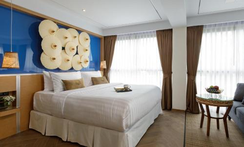 9 suite luxury boutique hotel