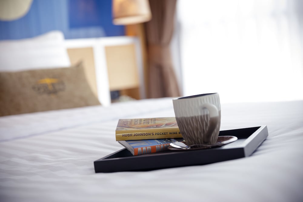 9 suite luxury boutique hotel