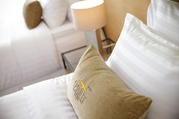 9 suite luxury boutique hotel