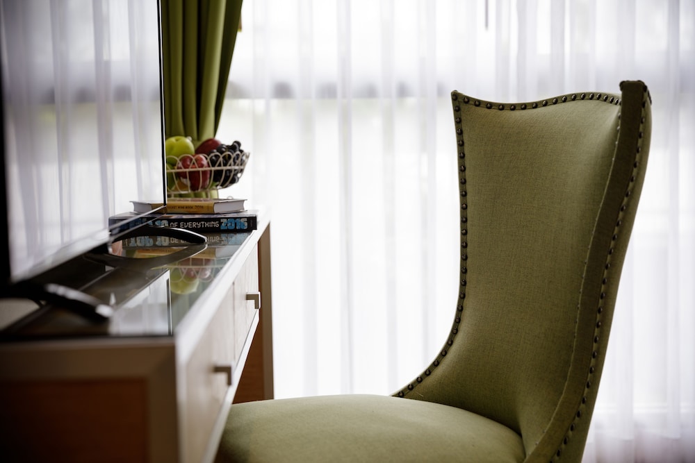 9 suite luxury boutique hotel