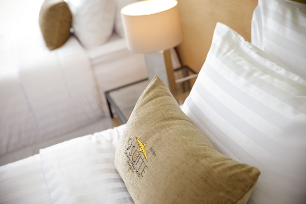 9 suite luxury boutique hotel