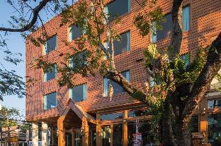 peak nimman prestige hotel