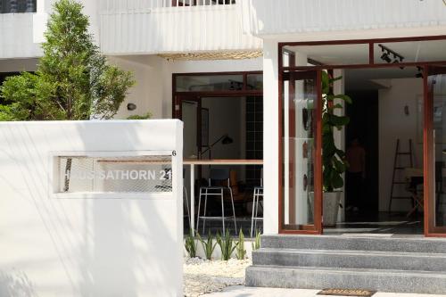 haus sathorn 21
