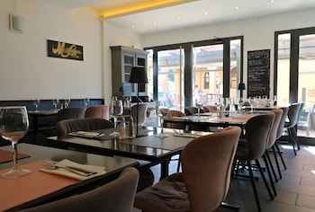 hotel restaurant napoleon