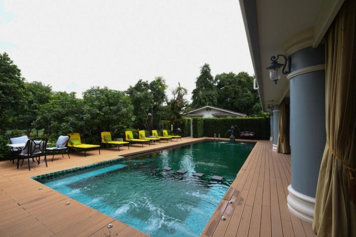 at pingnakorn riverside hotel chiangmai