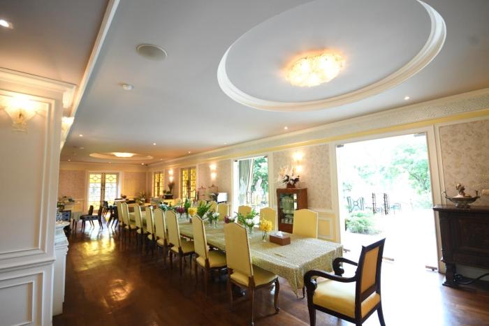 at pingnakorn riverside hotel chiangmai