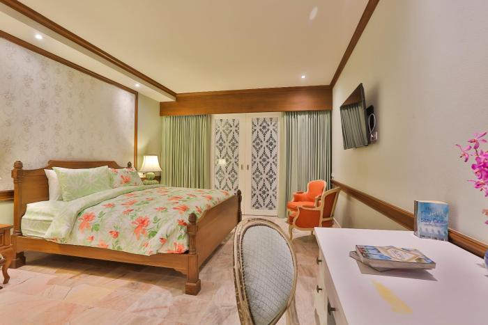 at pingnakorn riverside hotel chiangmai