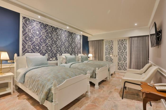 at pingnakorn riverside hotel chiangmai