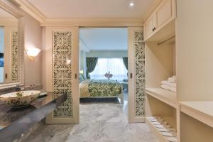 at pingnakorn riverside hotel chiangmai