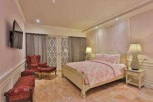 at pingnakorn riverside hotel chiangmai