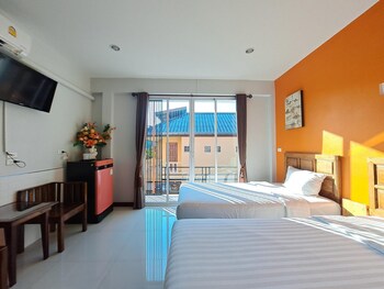 graphic house at chiang rai adults only