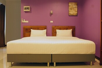 graphic house at chiang rai adults only