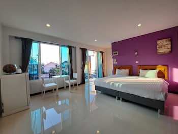 graphic house at chiang rai adults only