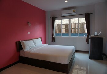 graphic house at chiang rai adults only