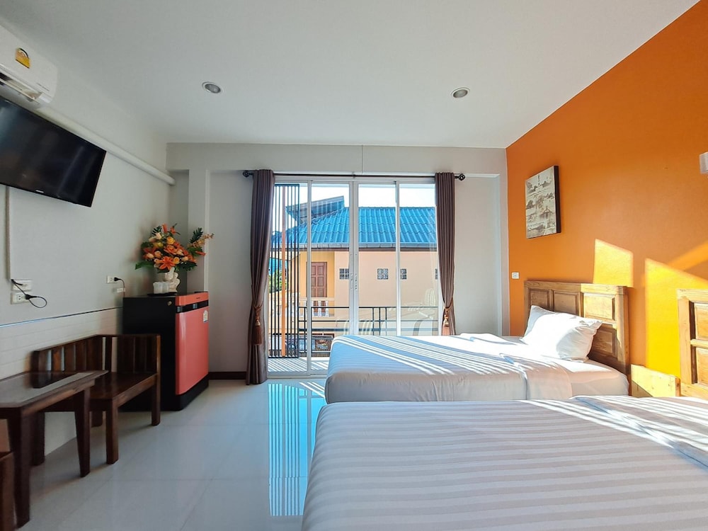 graphic house at chiang rai adults only