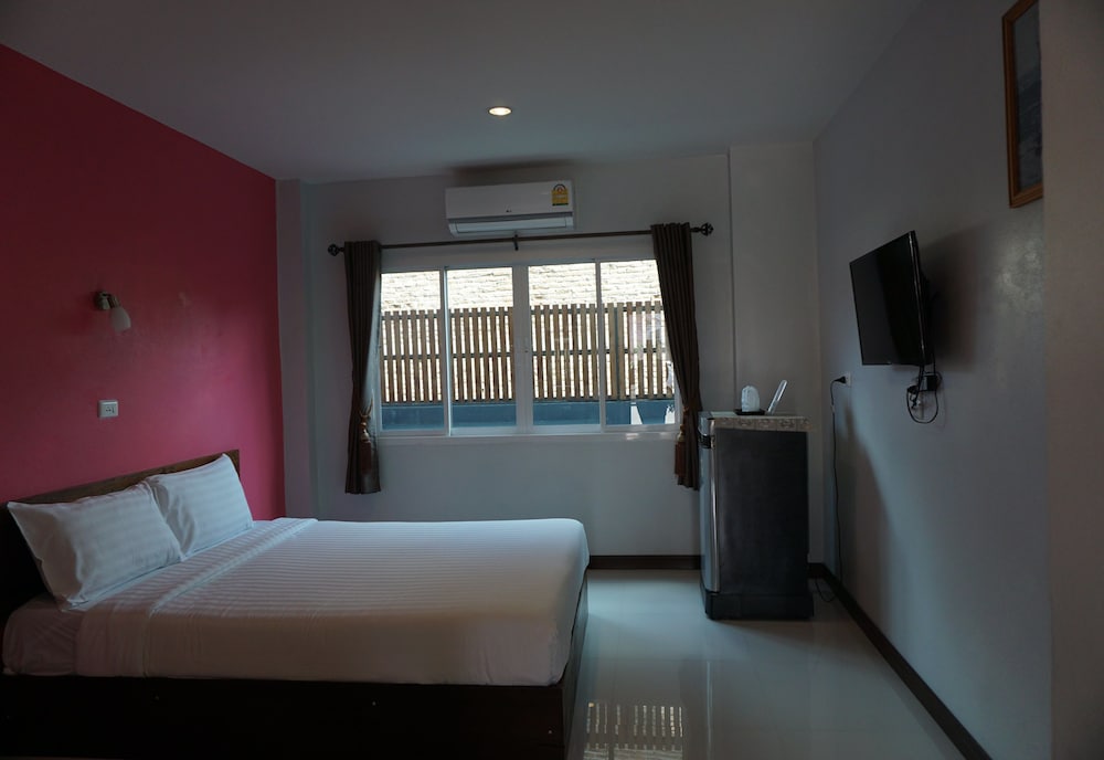graphic house at chiang rai adults only