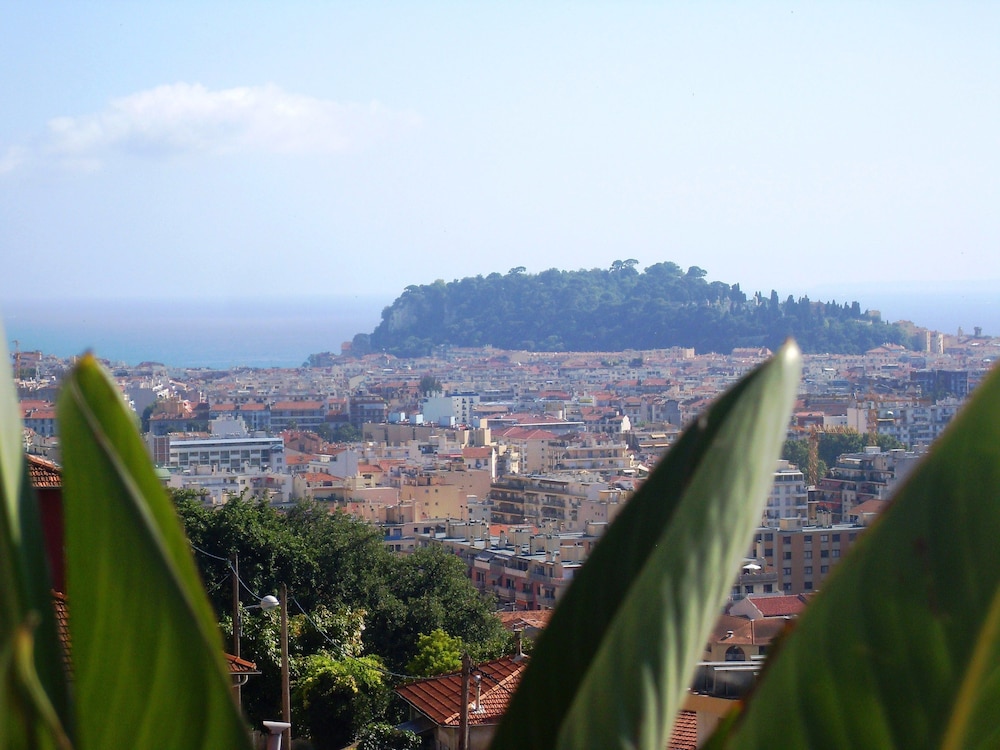 le panoramic boutique hotel