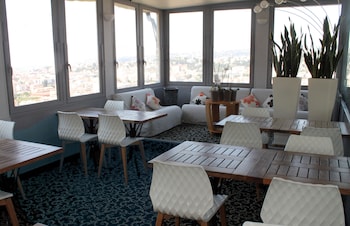 le panoramic boutique hotel