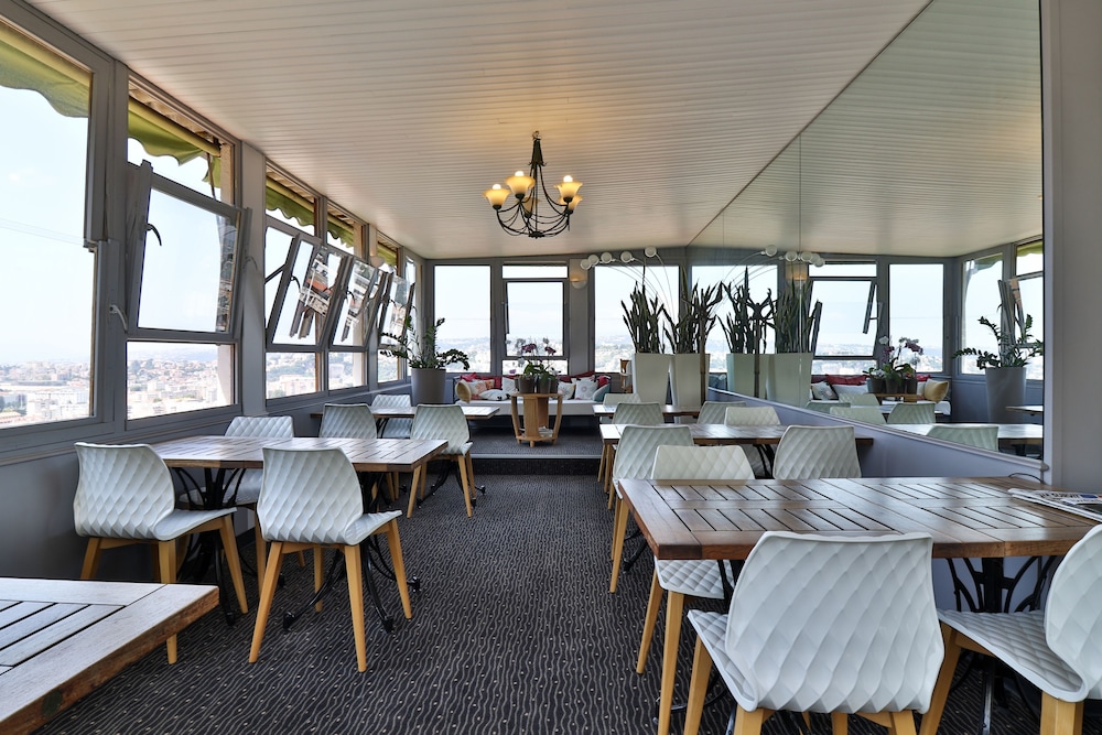 le panoramic boutique hotel