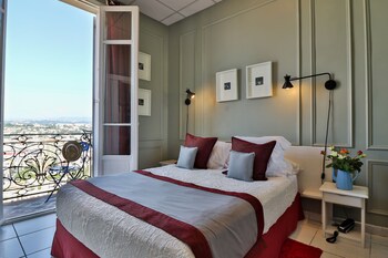le panoramic boutique hotel