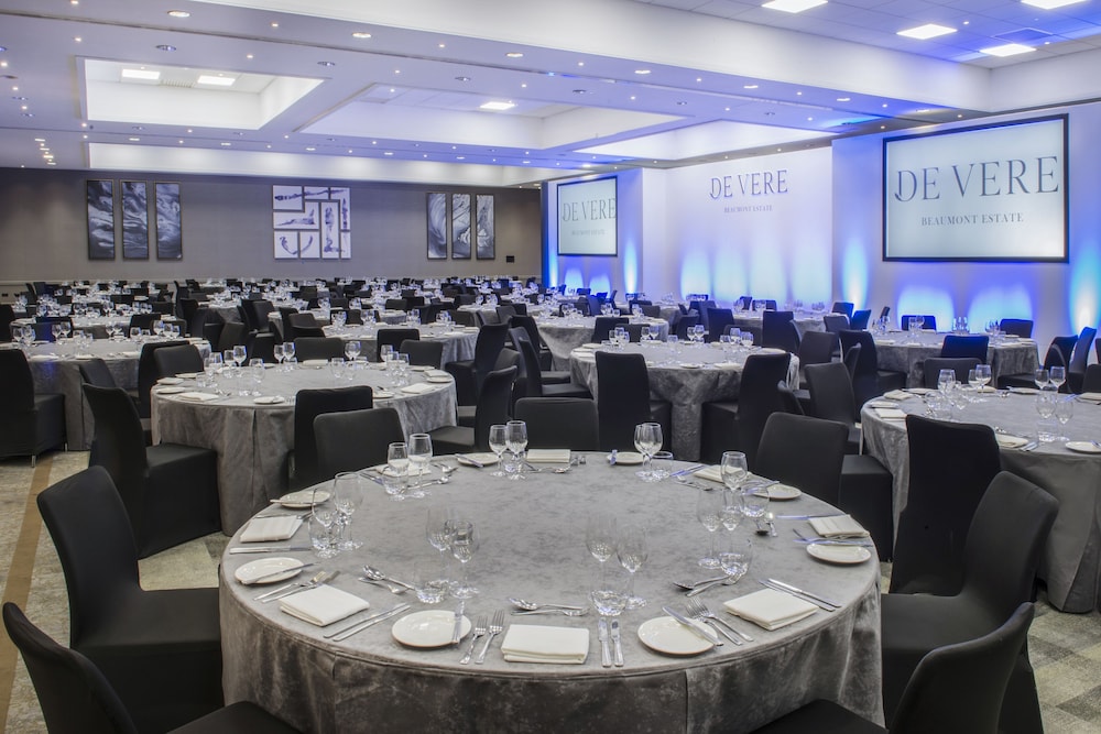 de vere beaumont estate