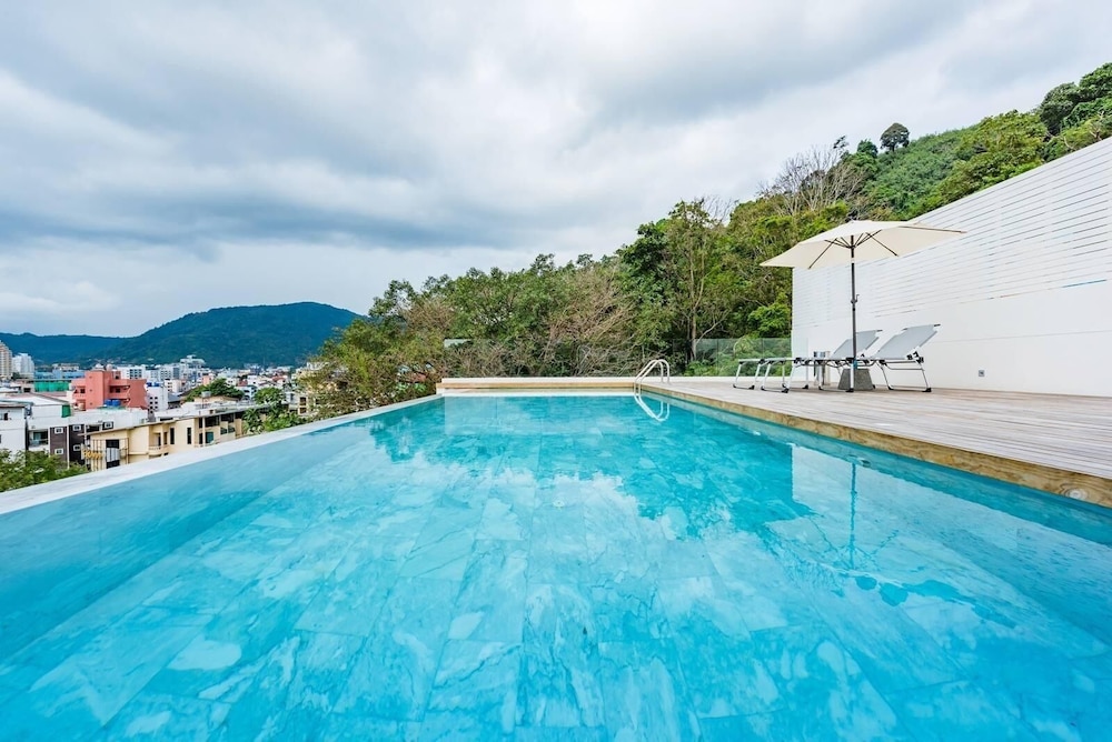 lullabella hotel patong