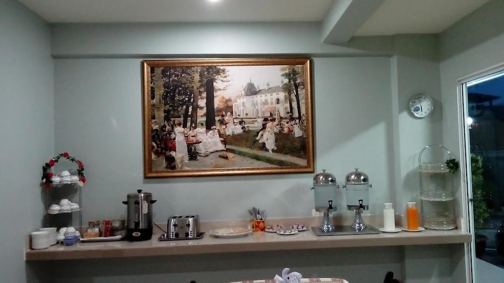 ananya residence service apartment