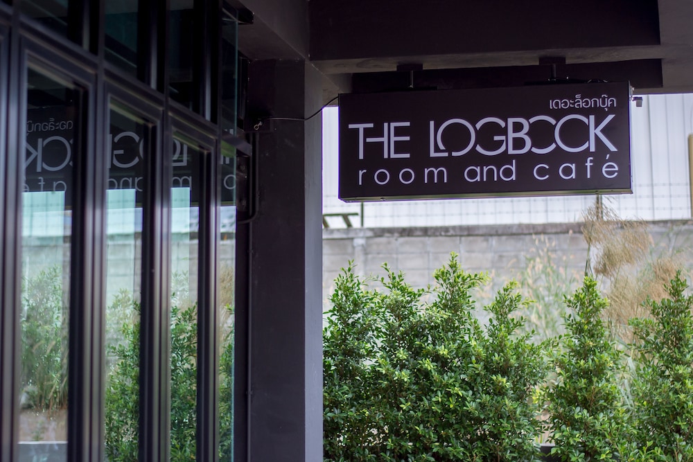 the logbook room and cafe