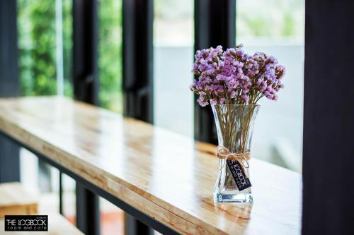 the logbook room and cafe