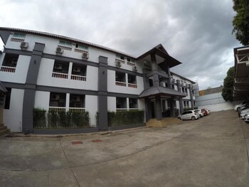 future place mansion ubon