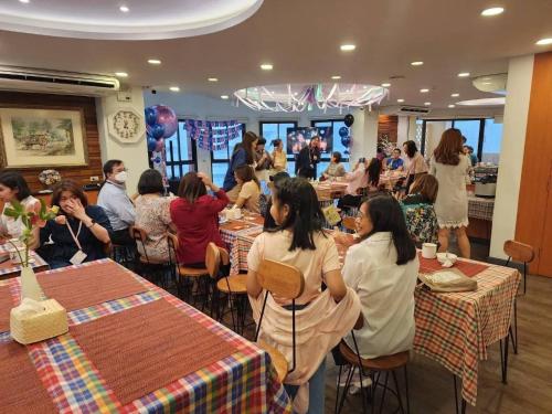 boutique poo yai lee