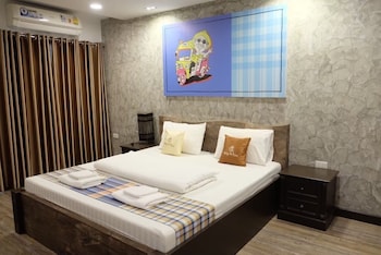 boutique poo yai lee