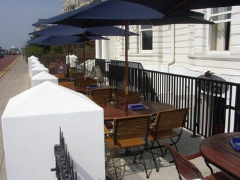 Oyo The Southcliff Hotel,Kent>>Folkestone,3 star