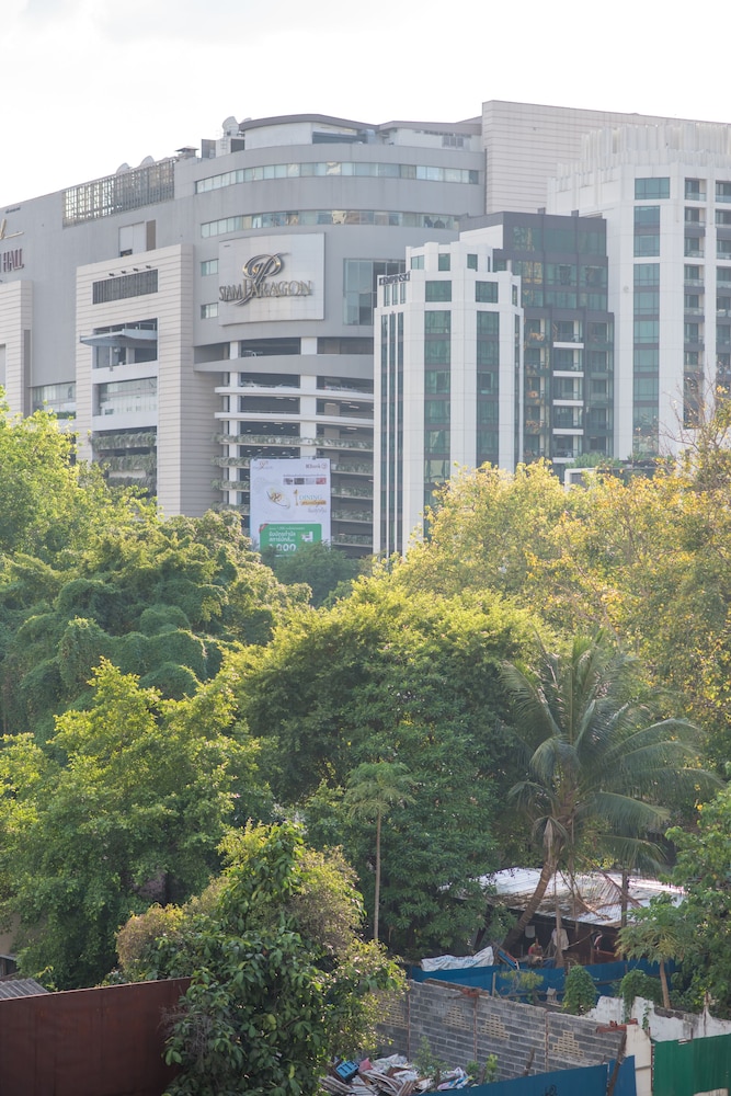 sovereign group hotel