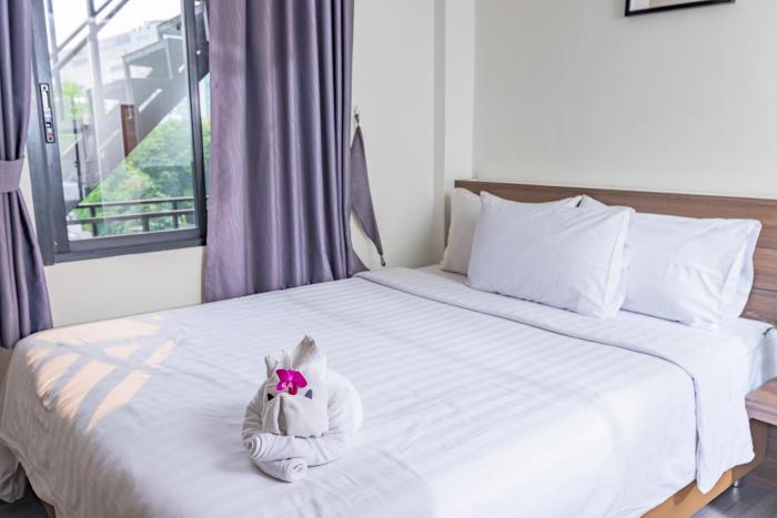 sovereign group hotel