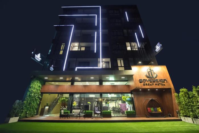 sovereign group hotel