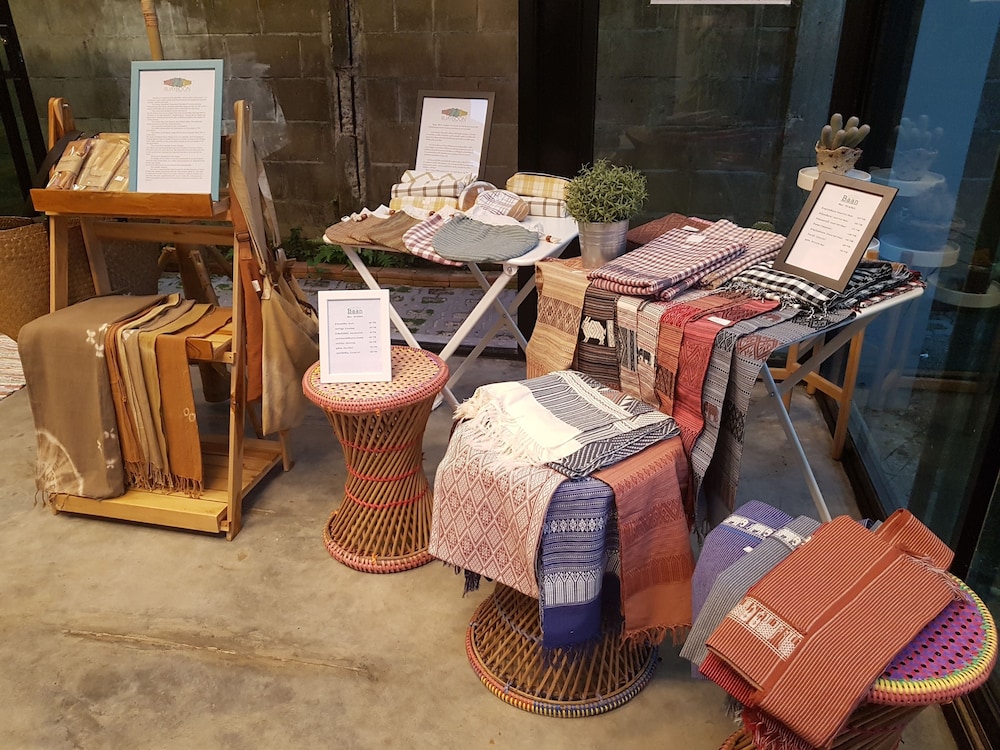 baan mai kradan hostel chiang rai