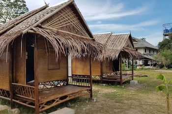 lanta local hut