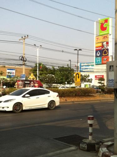 rachaphrukresortlopburi