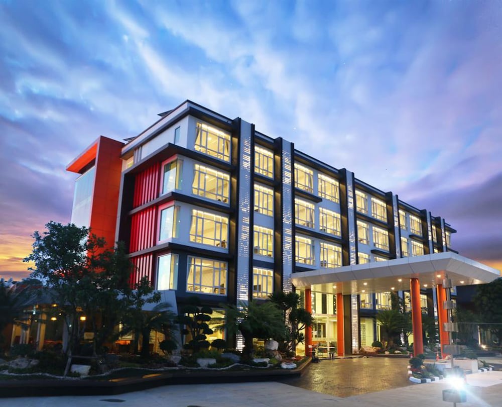 Avada Hotel,Ko Chang>>Bang Phra,3 star
