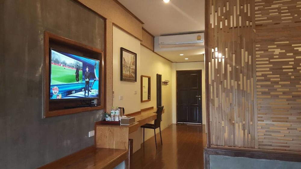 baan alisa bed and breakfast