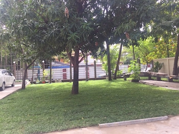 studio residence sukhumvit 71