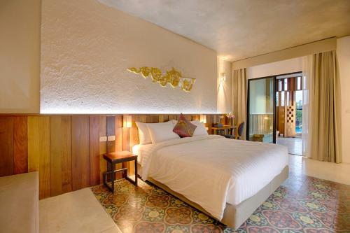 natee the riverfront hotel kanchanaburi