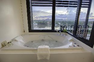 natee the riverfront hotel kanchanaburi