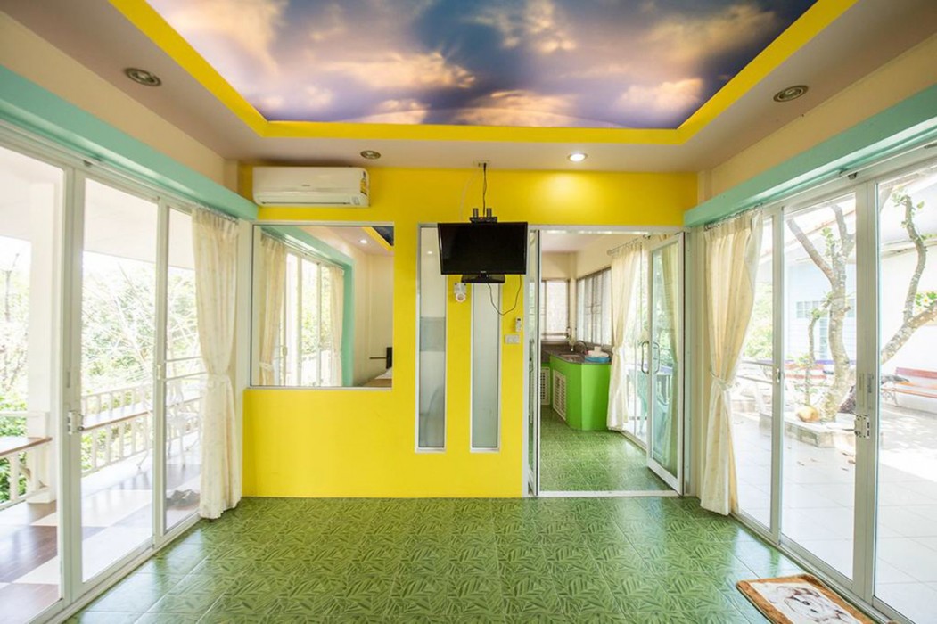 poomvarin resort